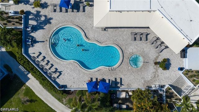 3310 Europa DR 33, Naples, FL 34105