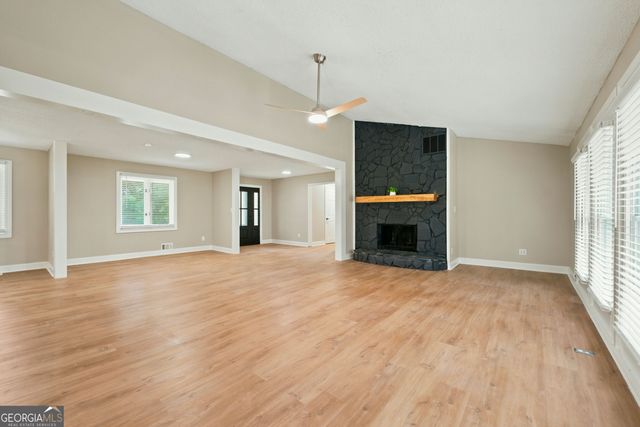 8986 Mandarin Drive, Jonesboro, GA 30236