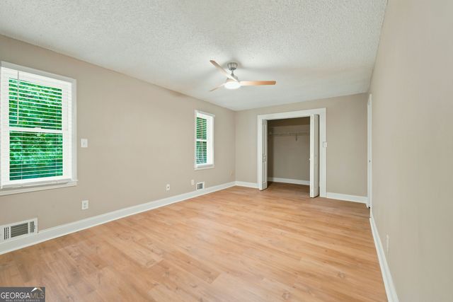 8986 Mandarin Drive, Jonesboro, GA 30236