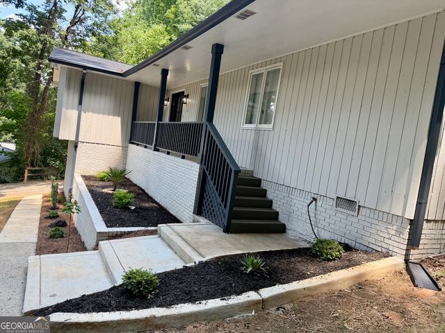 8986 Mandarin Drive, Jonesboro, GA 30236