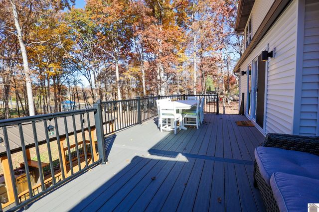 67 Casey Lane, Benton, KY 42025