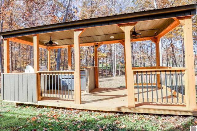 67 Casey Lane, Benton, KY 42025