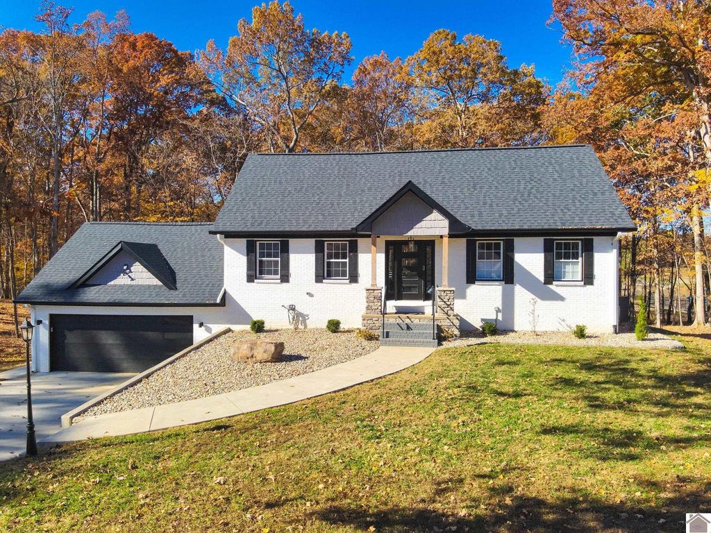 67 Casey Lane, Benton, KY 42025