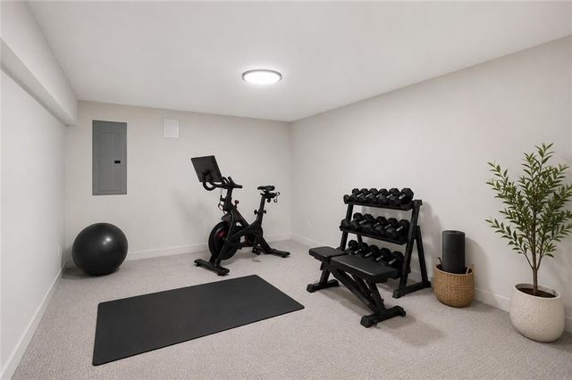 1416 NE Earnest Way, Lee's Summit, MO 64086