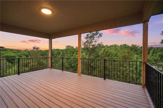 1416 NE Earnest Way, Lee's Summit, MO 64086