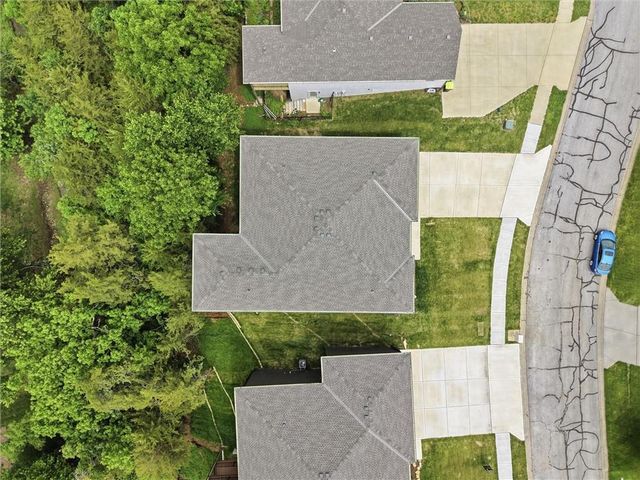 1416 NE Earnest Way, Lee's Summit, MO 64086
