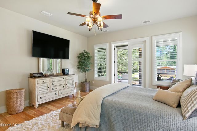 400 Pitts Bayshore Drive, Freeport, FL 32439