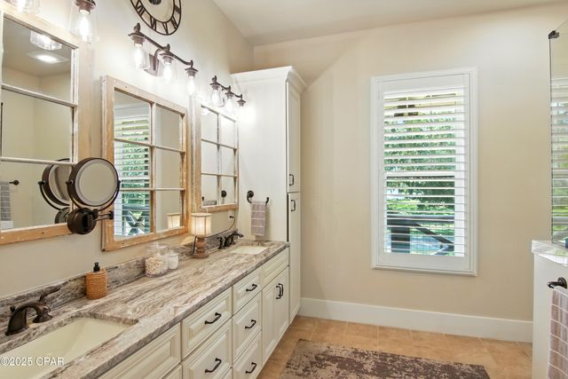 400 Pitts Bayshore Drive, Freeport, FL 32439