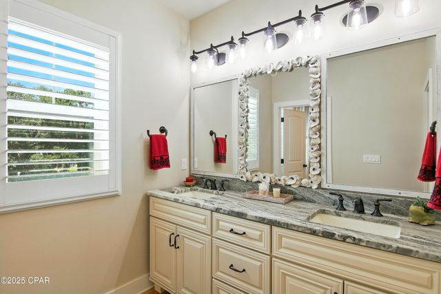 400 Pitts Bayshore Drive, Freeport, FL 32439