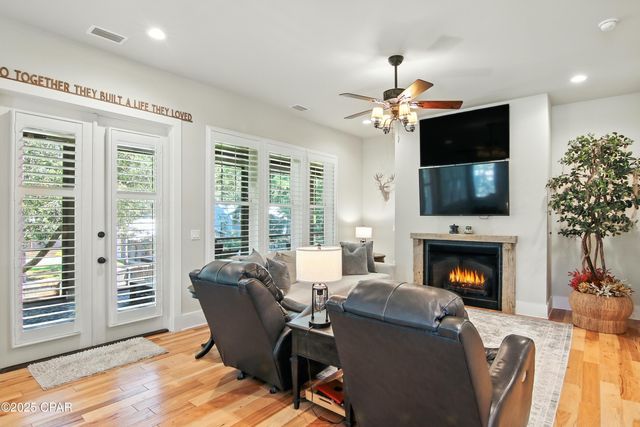 400 Pitts Bayshore Drive, Freeport, FL 32439