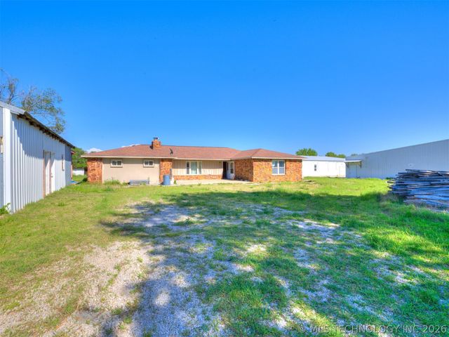 31760 N 4000 Road, Ramona, OK 74061