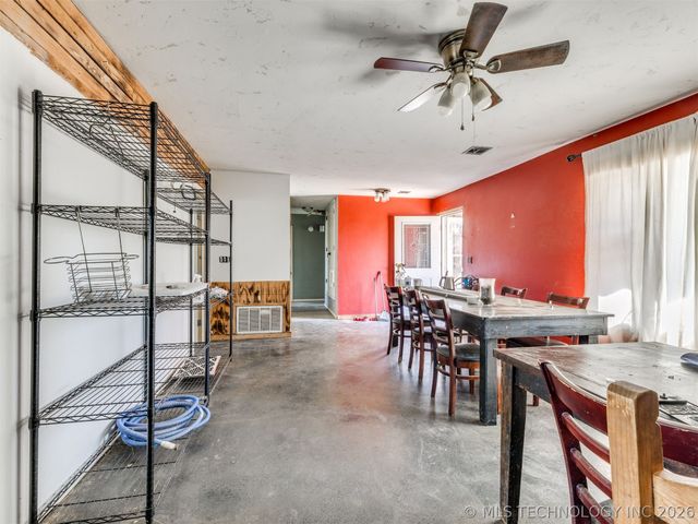 31760 N 4000 Road, Ramona, OK 74061