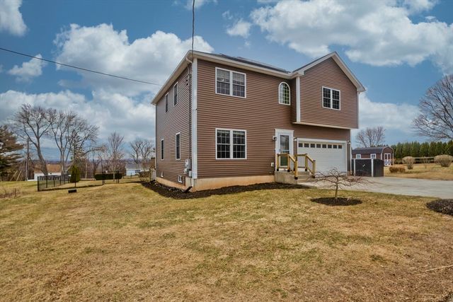 48 Mountain Ave, West Springfield, MA 01089