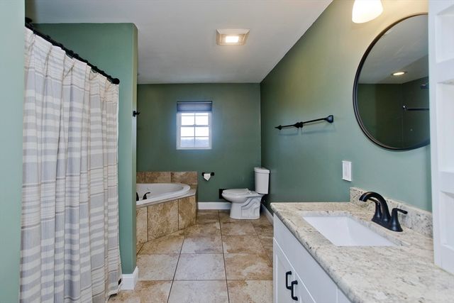 48 Mountain Ave, West Springfield, MA 01089