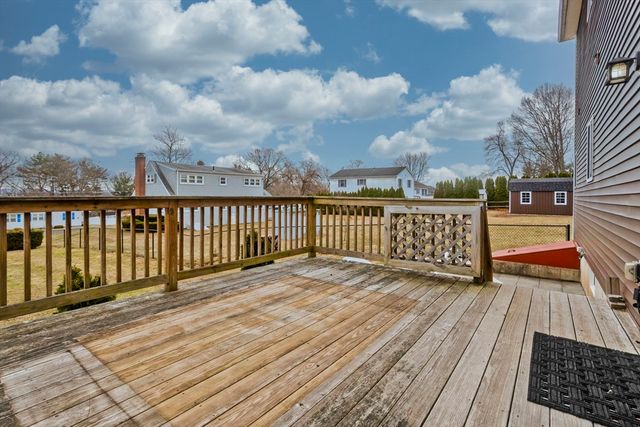 48 Mountain Ave, West Springfield, MA 01089