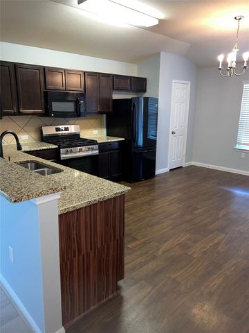 13724 Sierra Wind LN, Elgin, TX 78621
