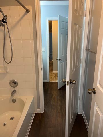 13724 Sierra Wind LN, Elgin, TX 78621