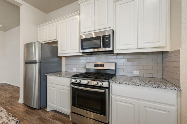 2202 Dillon Pond LN B, Pflugerville, TX 78660