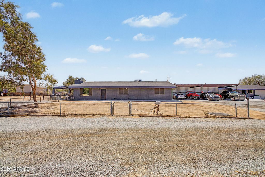 11241 S 217TH Avenue, Buckeye, AZ 85326 — photo 4