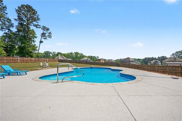 317 Steamwood Lane, Mcdonough, GA 30252