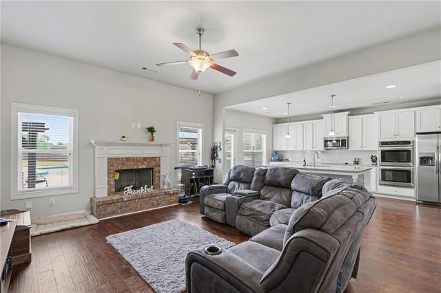 317 Steamwood Lane, Mcdonough, GA 30252