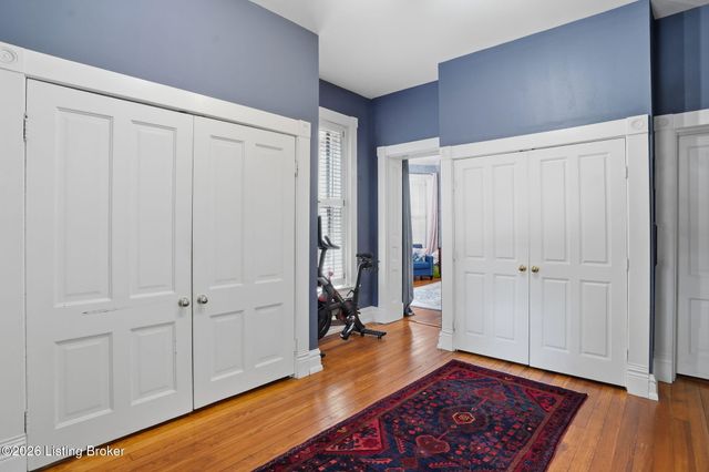 1375 S 4th St, Louisville, KY 40208