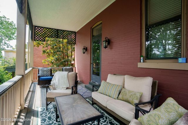 1375 S 4th St, Louisville, KY 40208