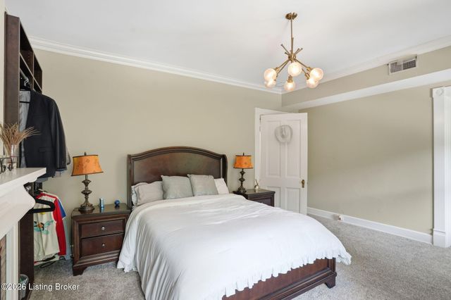 1375 S 4th St, Louisville, KY 40208