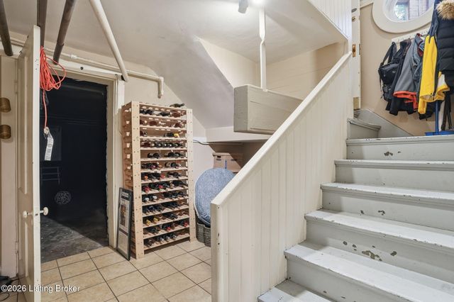1375 S 4th St, Louisville, KY 40208