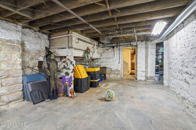 1375 S 4th St, Louisville, KY 40208