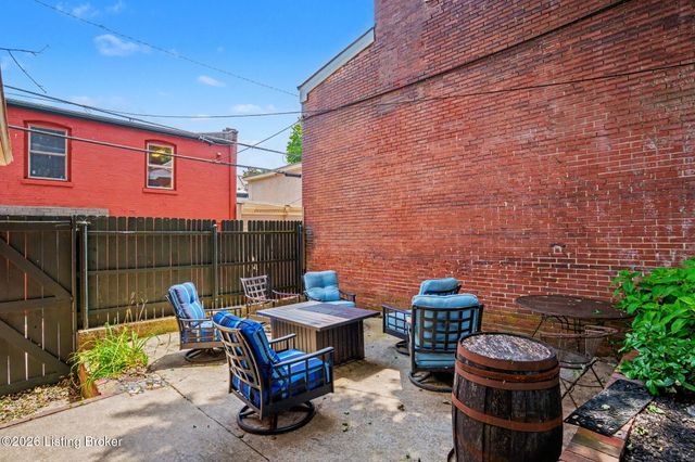 1375 S 4th St, Louisville, KY 40208