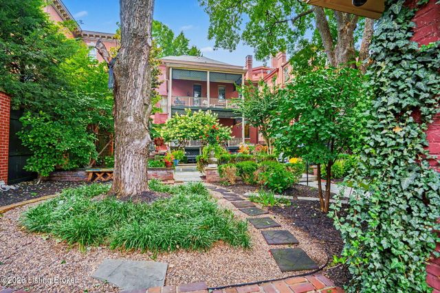 1375 S 4th St, Louisville, KY 40208
