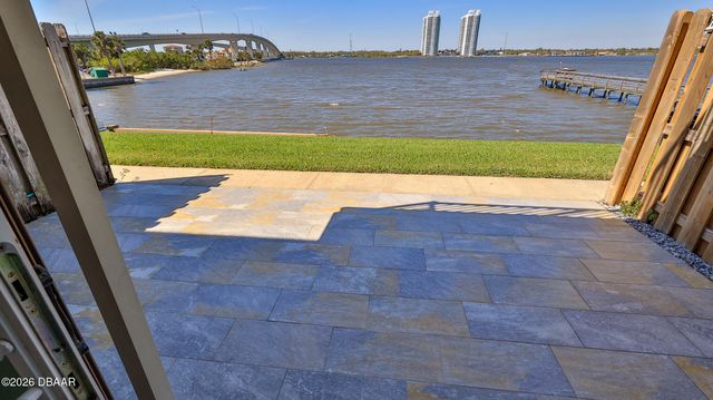 625 N Halifax Ave Apt 15, Daytona Beach, FL 32118