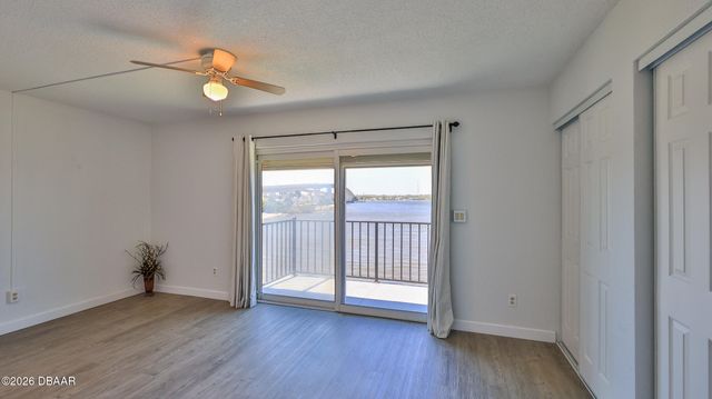 625 N Halifax Ave Apt 15, Daytona Beach, FL 32118