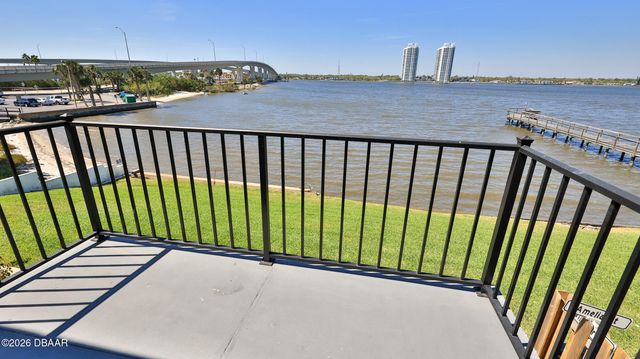 625 N Halifax Ave Apt 15, Daytona Beach, FL 32118