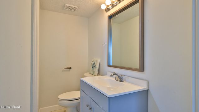 625 N Halifax Ave Apt 15, Daytona Beach, FL 32118
