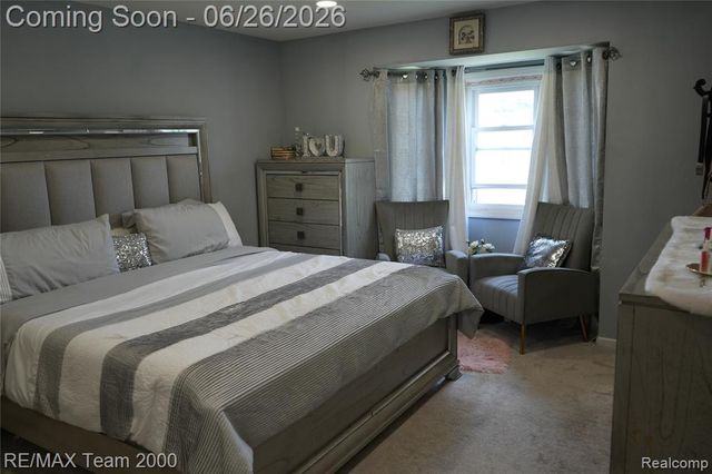 6426 Chase Road, Dearborn, MI 48126