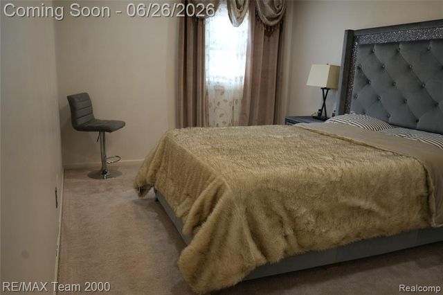 6426 Chase Road, Dearborn, MI 48126