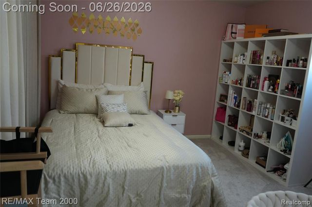 6426 Chase Road, Dearborn, MI 48126