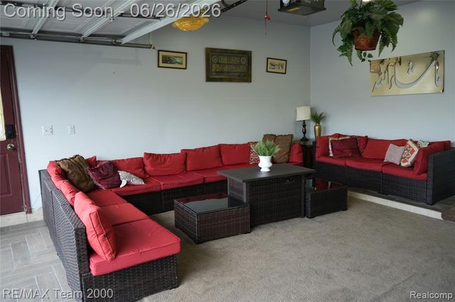 6426 Chase Road, Dearborn, MI 48126