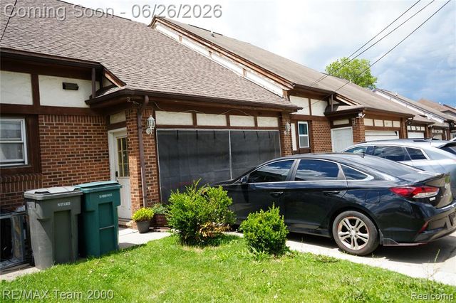 6426 Chase Road, Dearborn, MI 48126