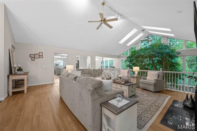 5127 Quail Creek Estates Court, St Louis, MO 63128
