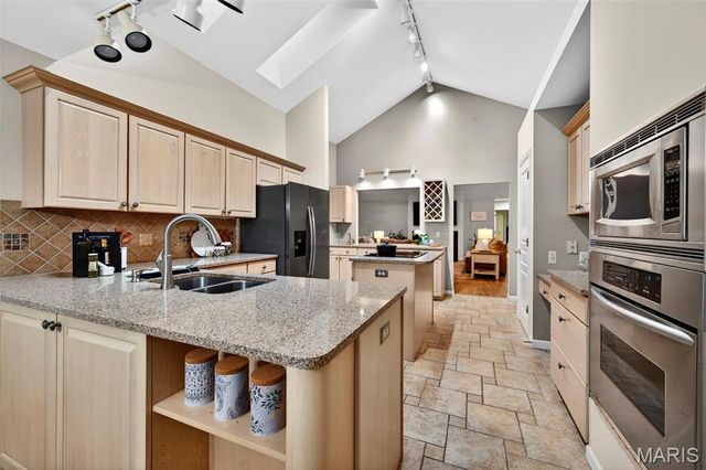 5127 Quail Creek Estates Court, St Louis, MO 63128