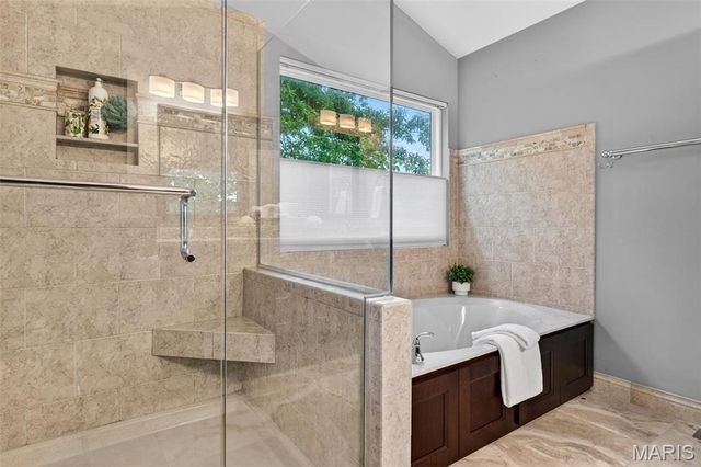 5127 Quail Creek Estates Court, St Louis, MO 63128