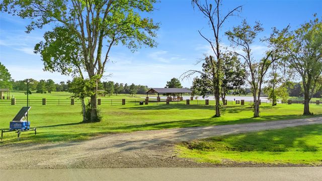 16086 Forest Mill Road, Willis, TX 77378