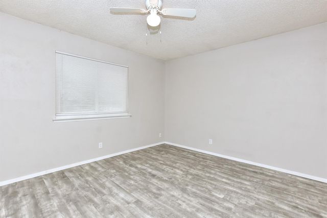 900 Cactus DR, Round Rock, TX 78681