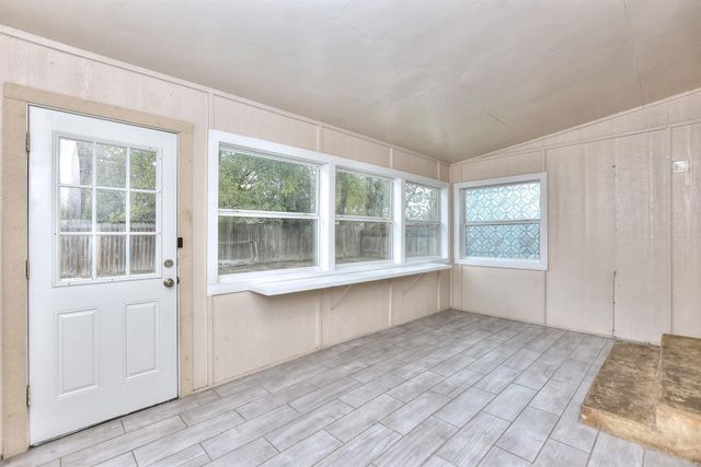 900 Cactus DR, Round Rock, TX 78681