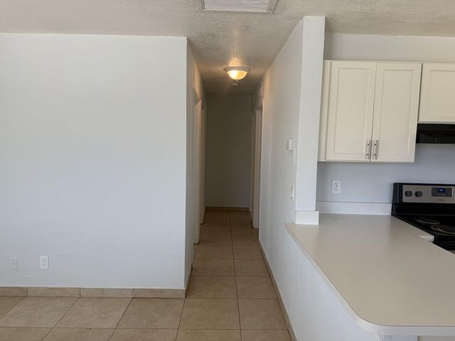 2820 Avenue S 12, Riviera Beach, FL 33404