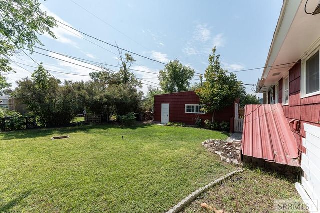 1260 S Shilling Avenue, Blackfoot, ID 83221