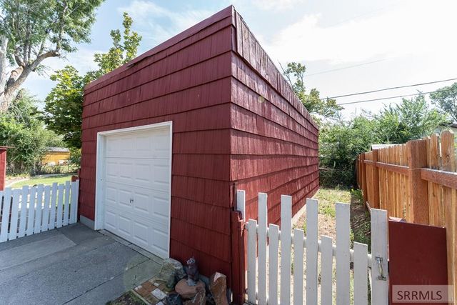 1260 S Shilling Avenue, Blackfoot, ID 83221